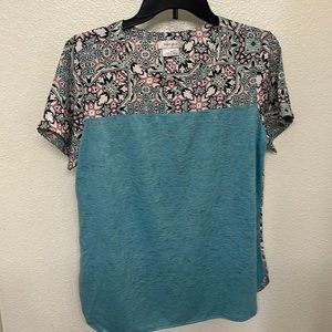Patterned 2 toned blouse